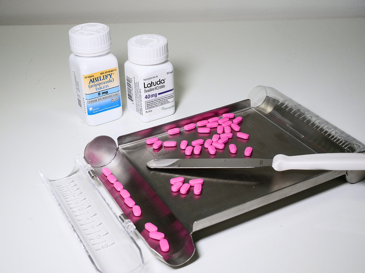 Vine Discount Pharmacy and Medical Supply Los Angeles, CA Good