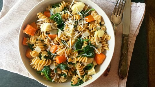Whole wheat mac and cheese with roasted vegetables