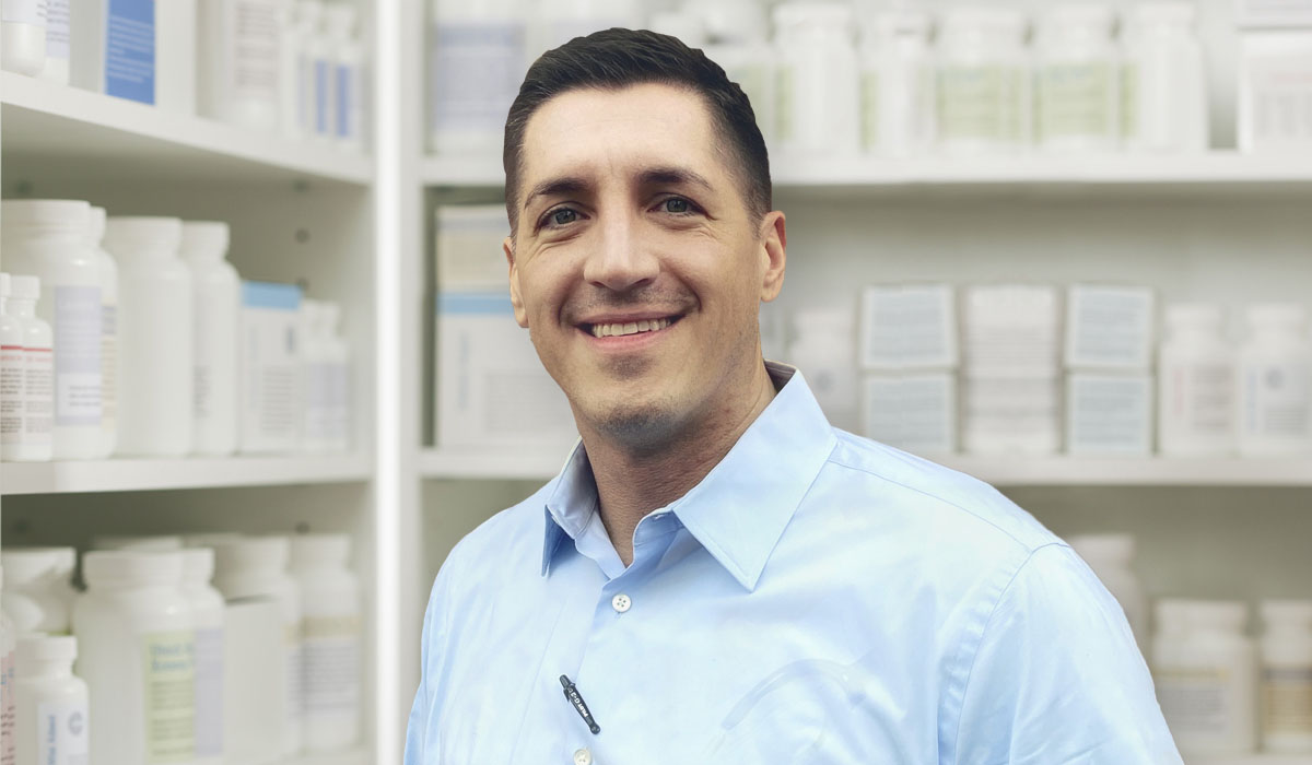 Photo of pharmacist Travis Hale